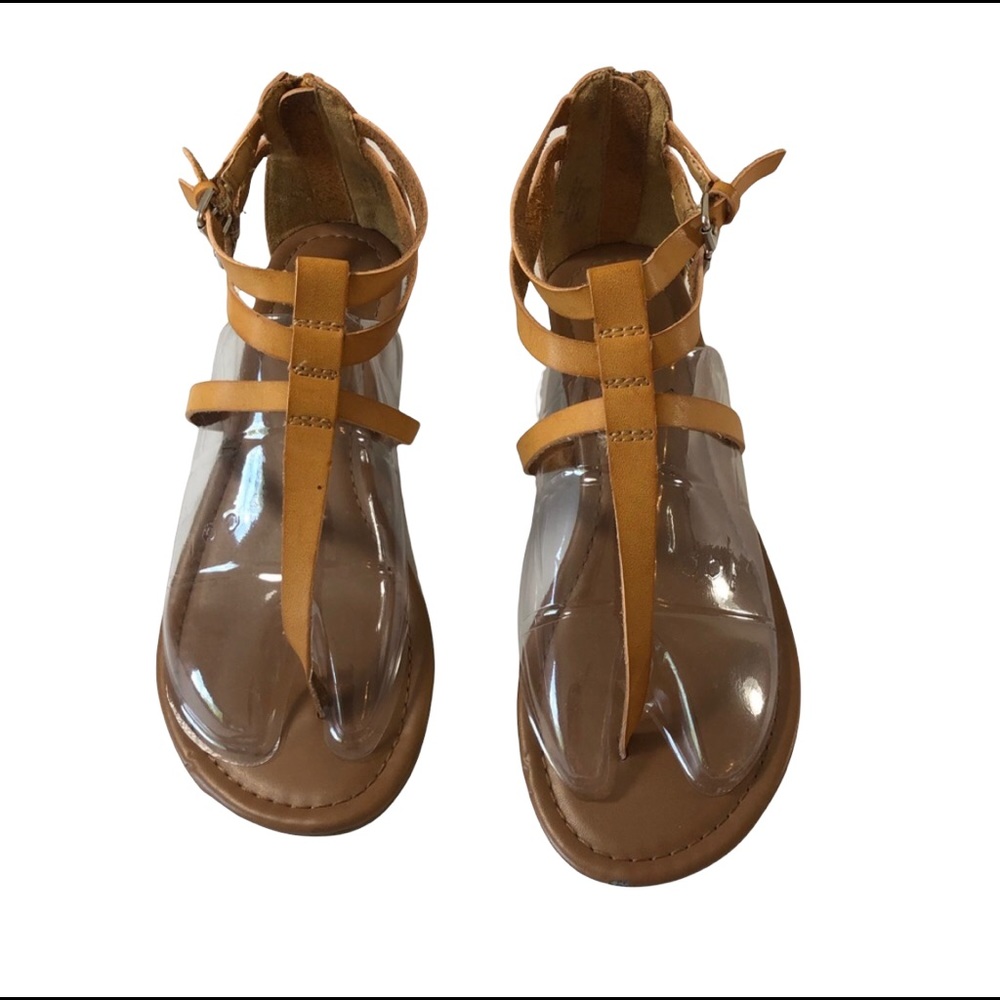 EXPRESS Tan Gladiator Sandals Shoes Flats in size 9 - Picture 2 of 5